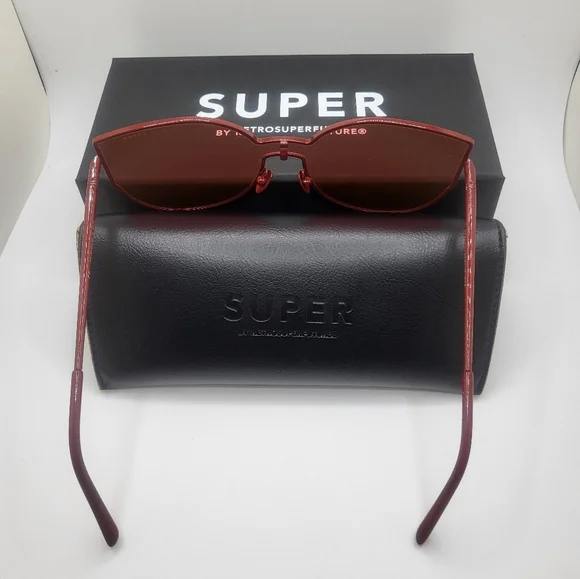 New RetroSuperFuture Red Tint Lens/Frame Women Butterfly Cateye Sunglasses Italy - Picture 3 of 7